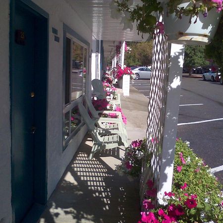 Appletree Inn Рейдиум-Хот-Спрингс Экстерьер фото
